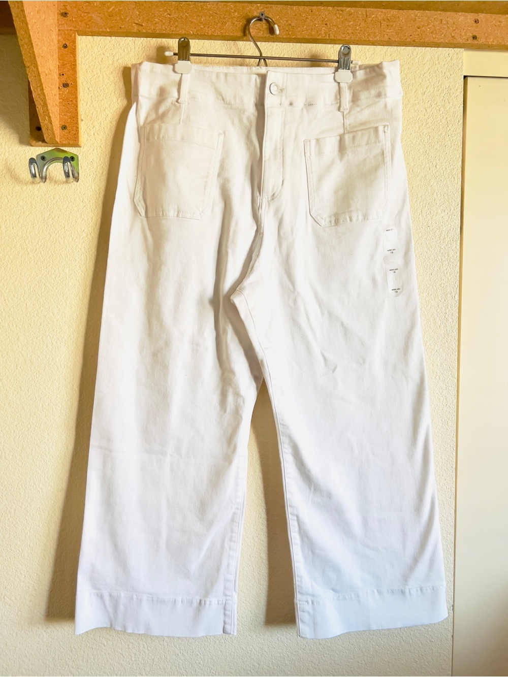 Lauren Conrad Super High Rise White Wide-Leg Jeans Size 18